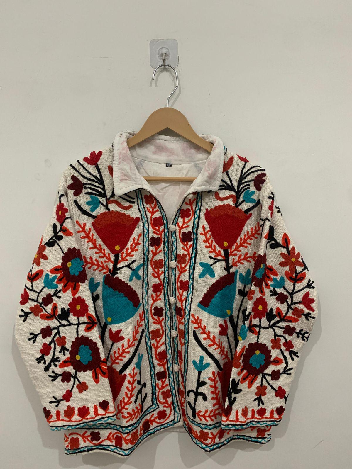 Vintage TNT Suzani Short Jacket | Embroidered Floral Coat Robe | Ethnic Uzbek Textile | Festival Kimono Jacket |Warm Outerwear |Gift For Her