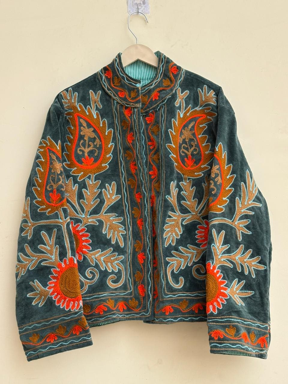 Suzani Velvet Jacket | Embroidered Coat | Traditional Coat | Unisex Kimono Jacket | Warm Winter Coat | Oversize Kimono Jacket | Gift for Her