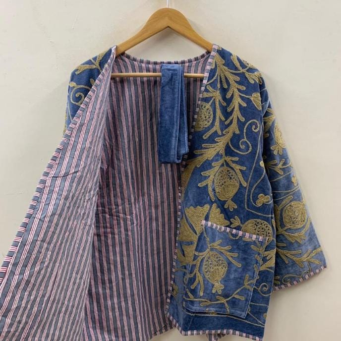 Velvet Kimono Jacket with Belt – Boho Luxe Wrap Jacket – Soft Velvet Duster Cardigan – Elegant Loungewear Cover-Up – Fall Winter Fashion