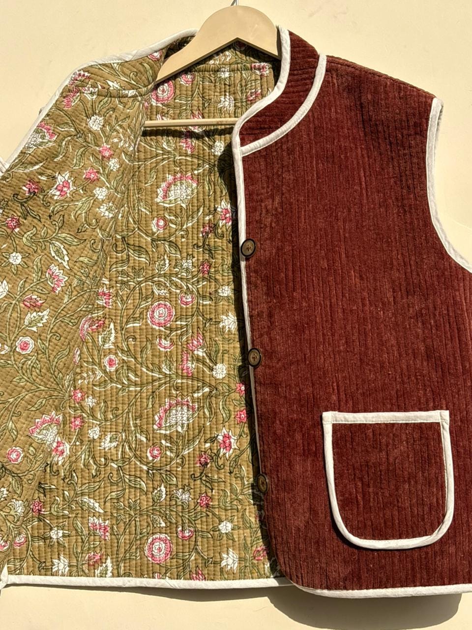 Suzani Velvet Vest | Embroidered Turkish Waistcoat | Boho Sleeveless Jacket | Cropped Winter Vest | Unisex Handmade Coat | Gift for Her