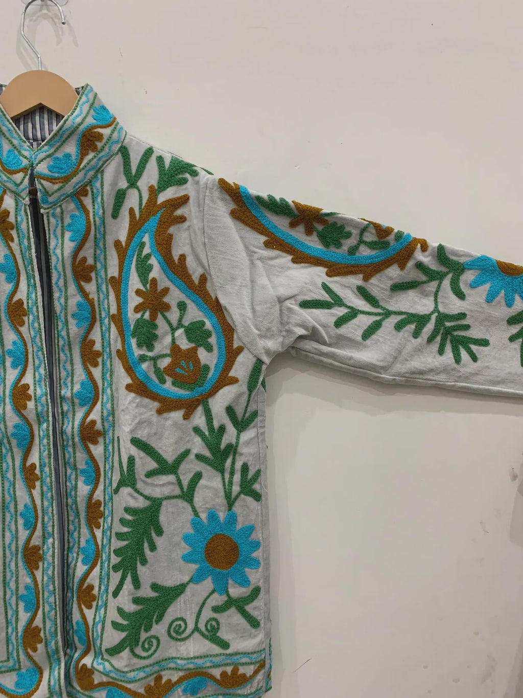 Boho Suzani Velvet Kimono Jacket | Hand Embroidered Short Coat | Vintage Ethnic Wear | Cropped Style Jacket | Winter Outfit | Gift for Her