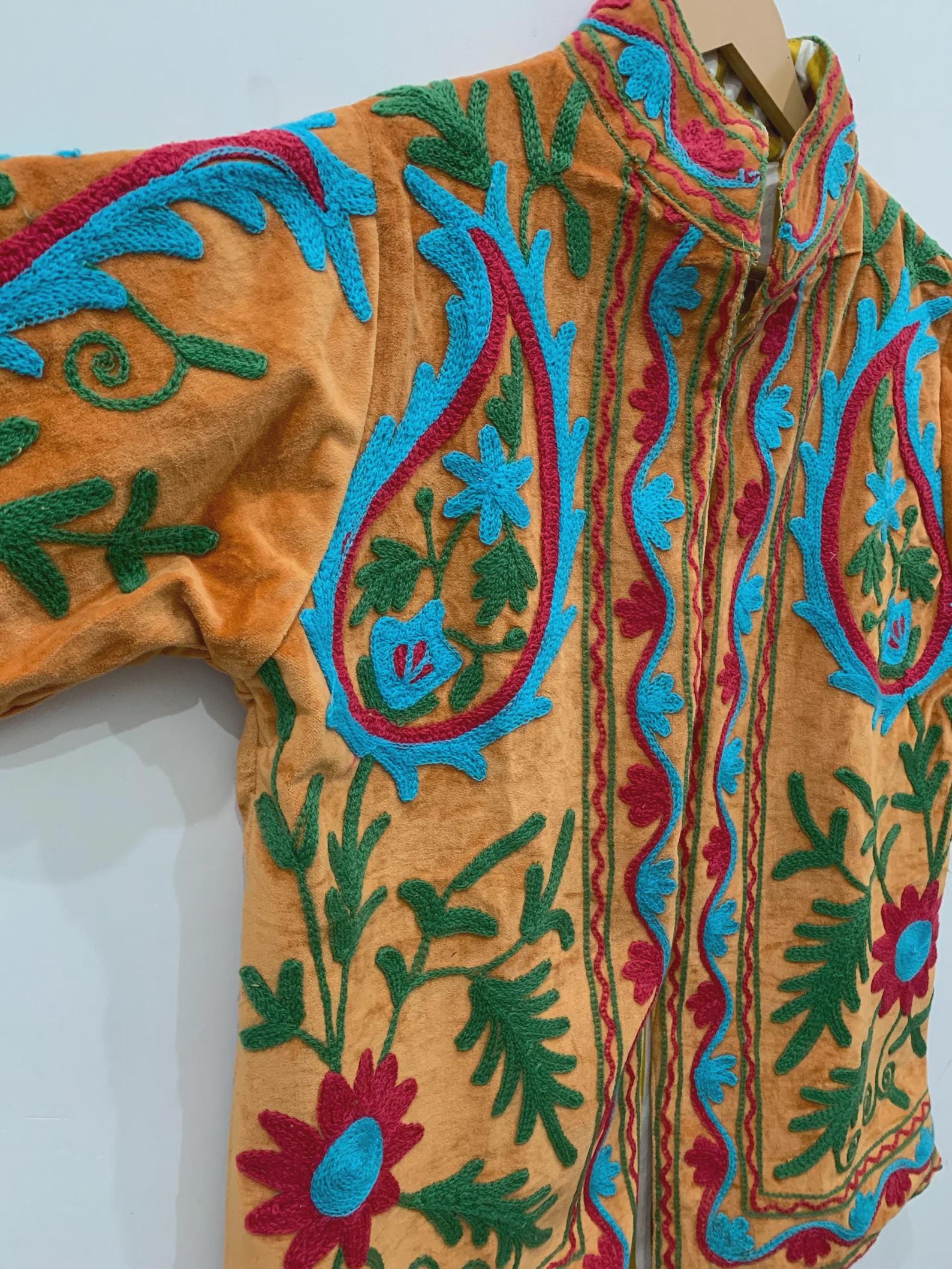 Suzani Velvet Kimono Jacket Women |Traditional Embroidered Coat | Bohemian Jacket | Ethnic Festival Wear | Winter Velvet Coat | Gift for Her