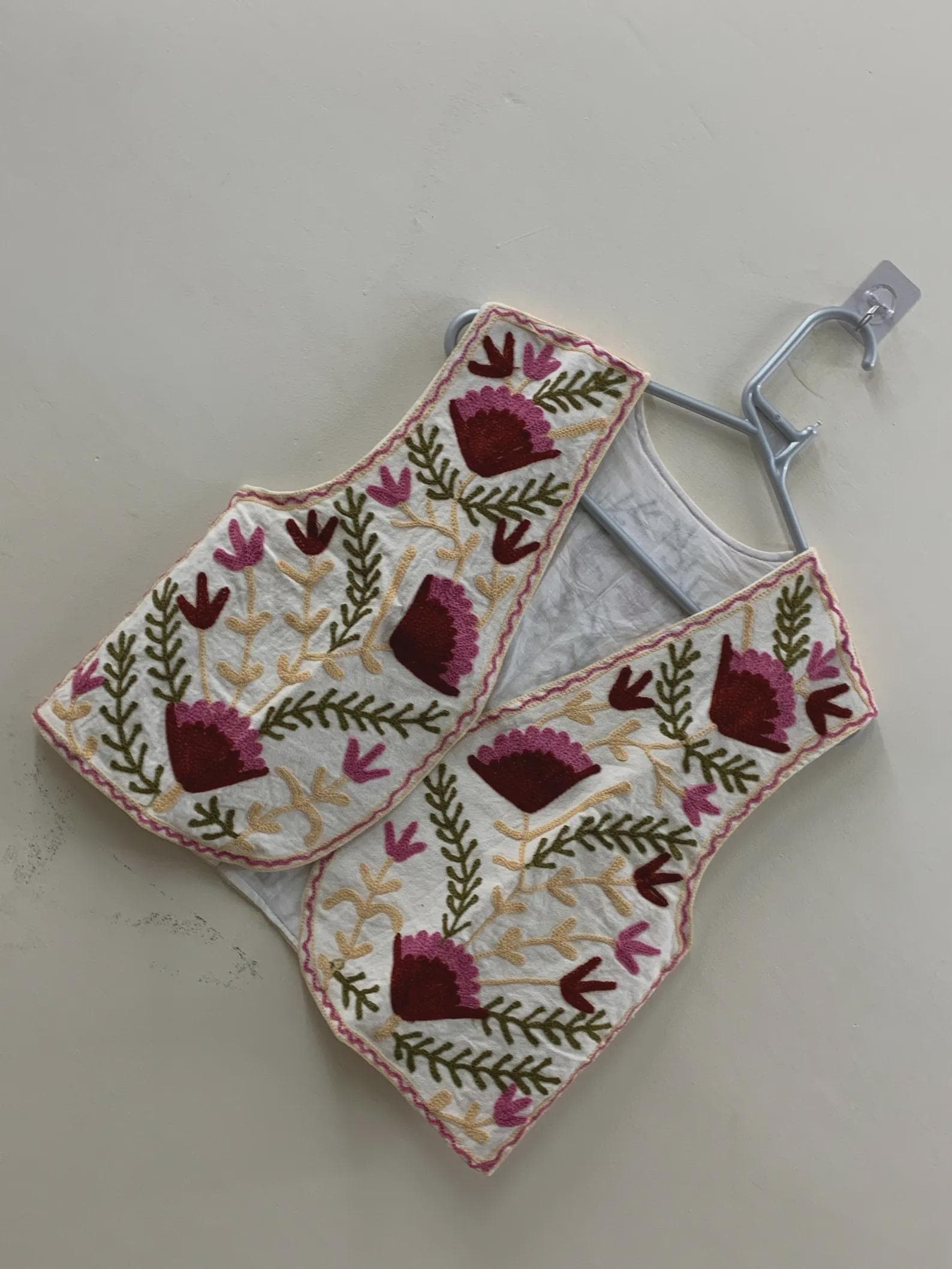 Suzani Boho Vest | Hand-Embroidered Sleeveless Ethnic Jacket | Vintage Festival Clothing | Gift for Her | Handmade Bohemian Layer Vest