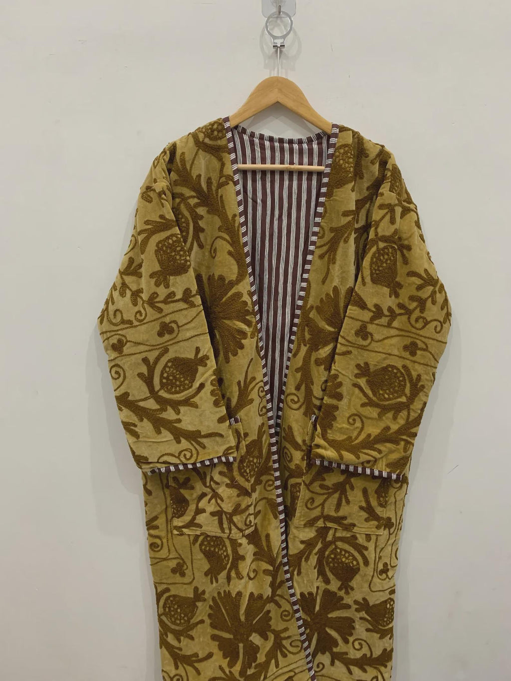 Bohemian Long Suzani Kimono Robe | Vintage Embroidered Duster Jacket | Handmade Uzbek Coat | Boho Festival Outfit | One Size | Duster Robe