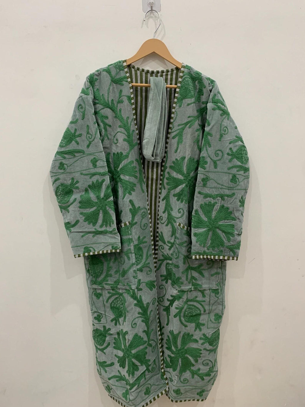 Bohemian Long Suzani Kimono Robe | Vintage Embroidered Duster Jacket | Handmade Uzbek Coat | Boho Festival Outfit | One Size | Duster Robe