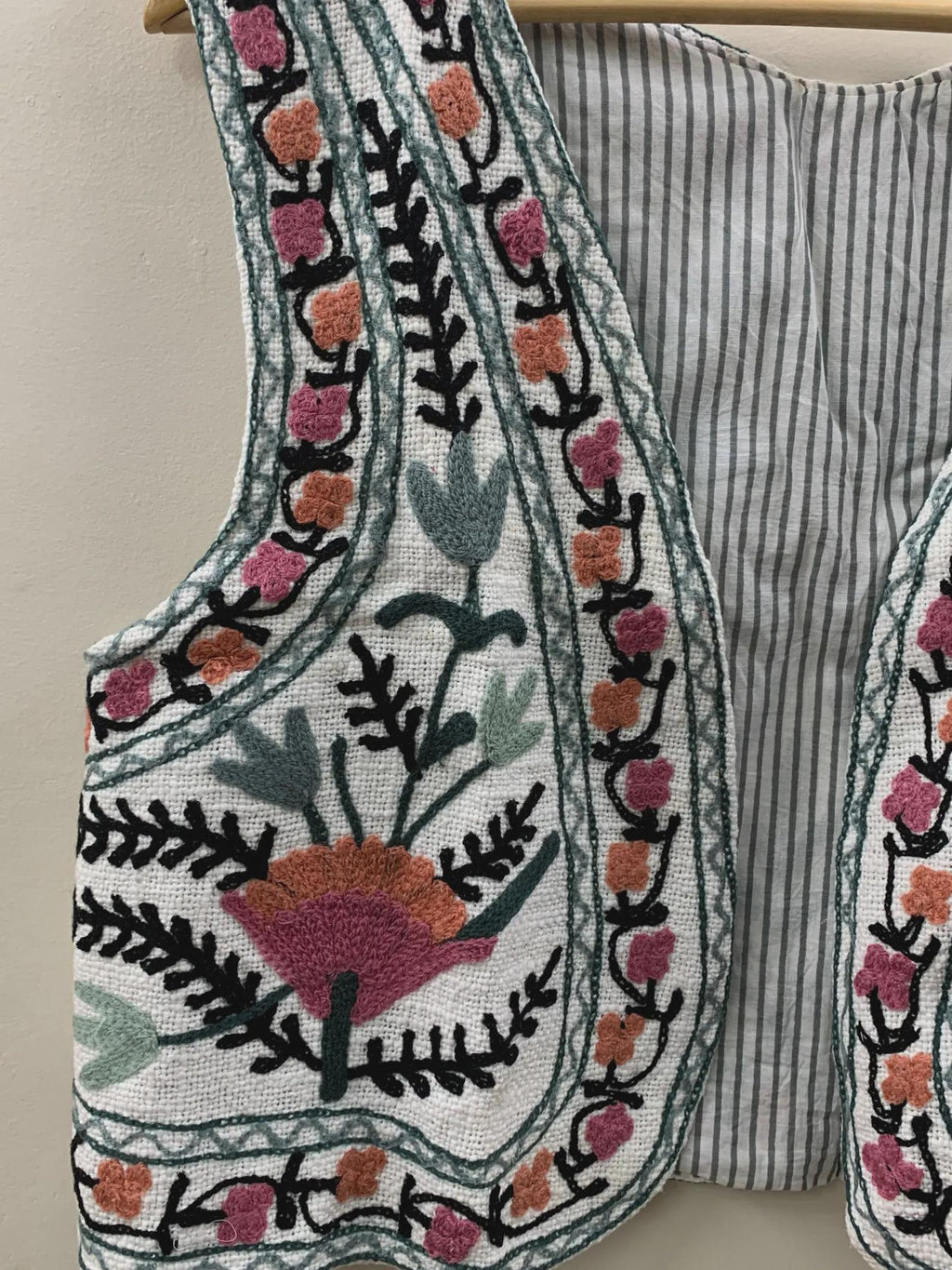 Floral Suzani Cotton Vest Top | Handmade Boho Waistcoat | Ethnic Sleeveless Jacket | Cotton Lined Festival Boho Layer Vest