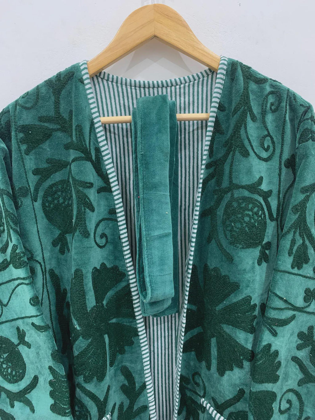 Bohemian Long Suzani Kimono Robe | Vintage Embroidered Duster Jacket | Handmade Uzbek Coat | Boho Festival Outfit | One Size | Duster Robe