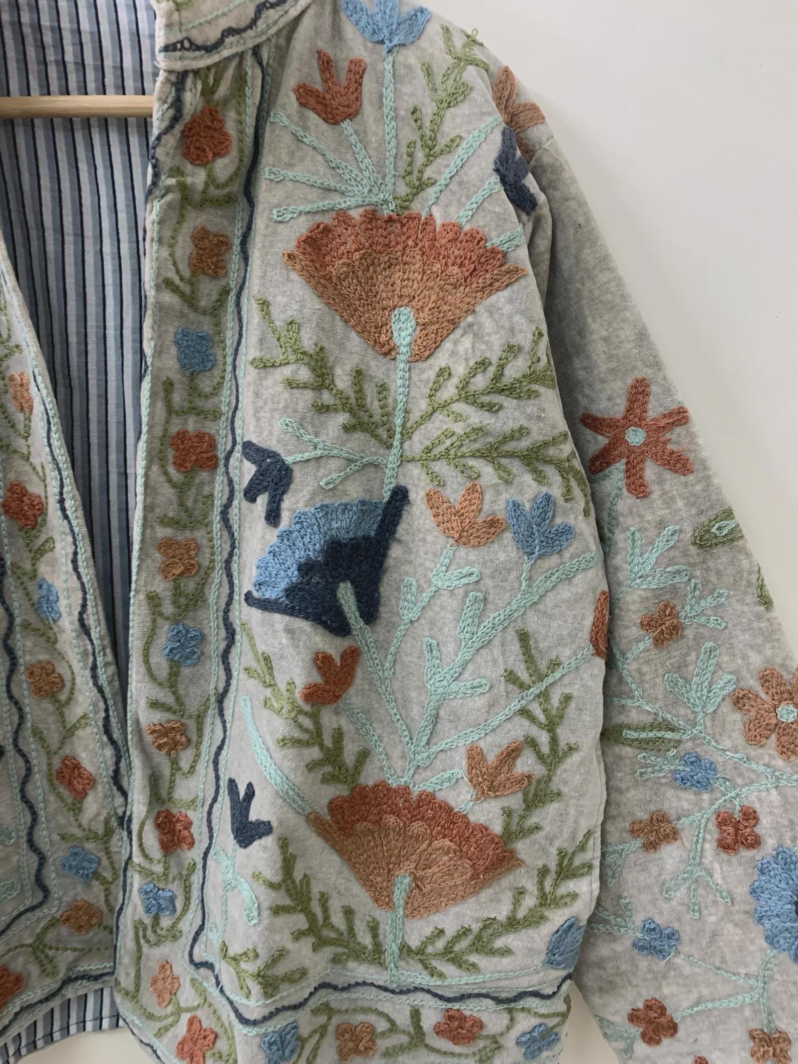 Vintage Velvet Suzani Winter Short Jacket |Boho Floral Jacket | Bomber Suzani Jacket | Winter Warmed Coat | Gift For Her | Duster Boho Coat