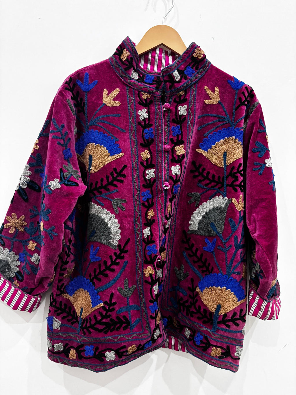 Velvet Suzani Embroidery Jacket Batton Coat, Winter Suzani Jacket, Velvet Kimono Coat, Suzani Coat, Outerwear, Travel Jacket, Gift For Her