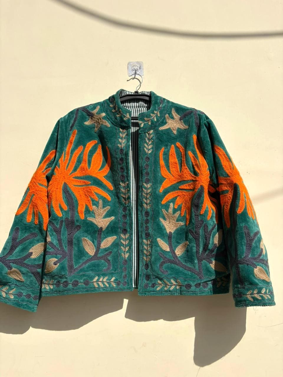 Green Suzani Velvet Jacket | Embroidered Coat | Winter Coat |Warm Winter Kimono Outerwear | Gift for Her |Traditional Jacket |Artisan Jacket