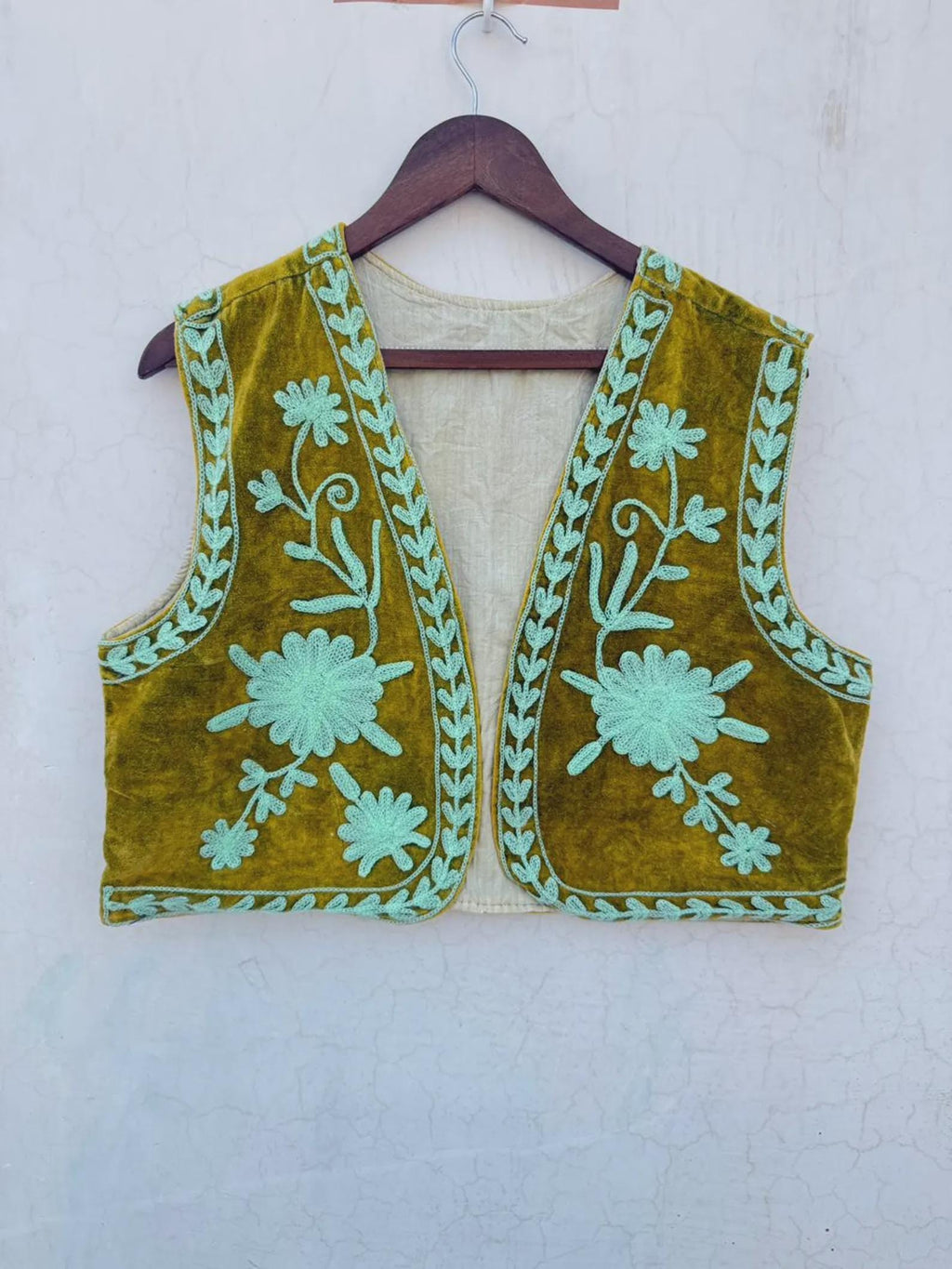 Handmade Suzani Embroidered Velvet Vest | Boho Floral Waistcoat Jacket | Vintage Ethnic Suzani Velvet |Festival Bohemian Vest | Gift for Her
