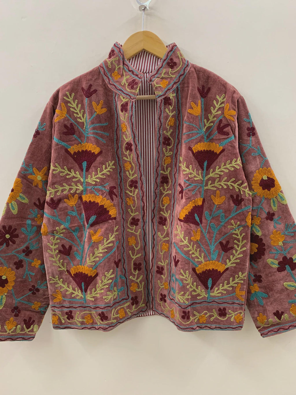 Chic Embroidery Suzani Velvet Short Jacket, Indian Handmade Floral Coat, Unisex Bridesmaid Gift, Winter Jacket, Women's Coat, Suzani Jacket