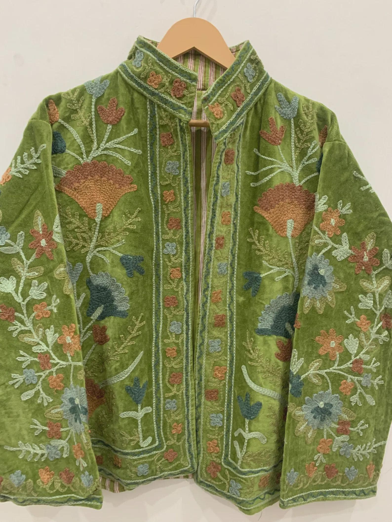 Floral Velvet Suzani Embroidery Jacket |Suzani Duster Jacket | Winter Kimono Jacket | Bomber Coat, Gift For Her | Street Fashion Jacket