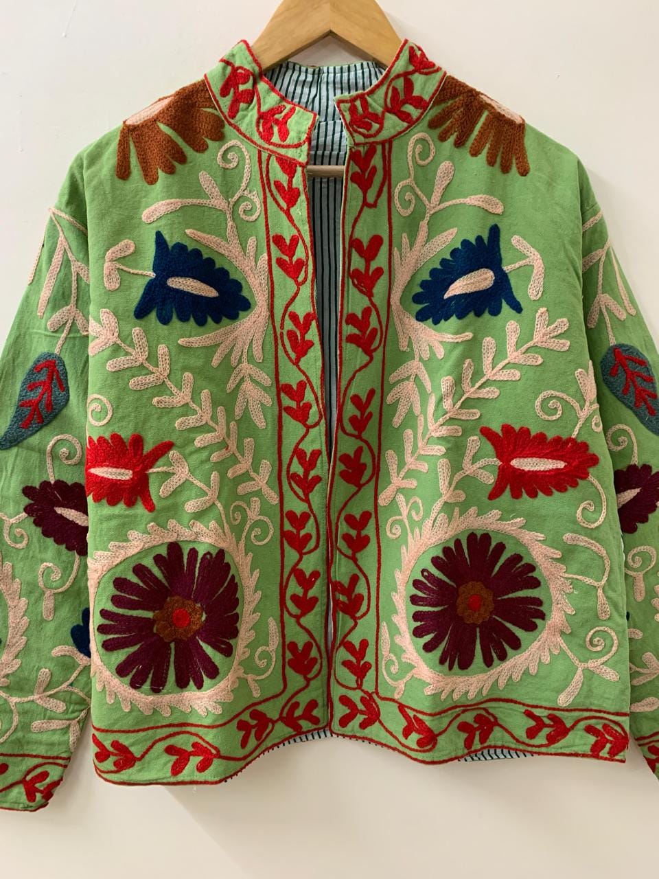 Green Suzani Cotton Short Coat, Women's Jacket, Indian Cotton Handmade Embroidery Coat, Suzani Cotton Boho Jacket, Gift For Her, Suzani Coat