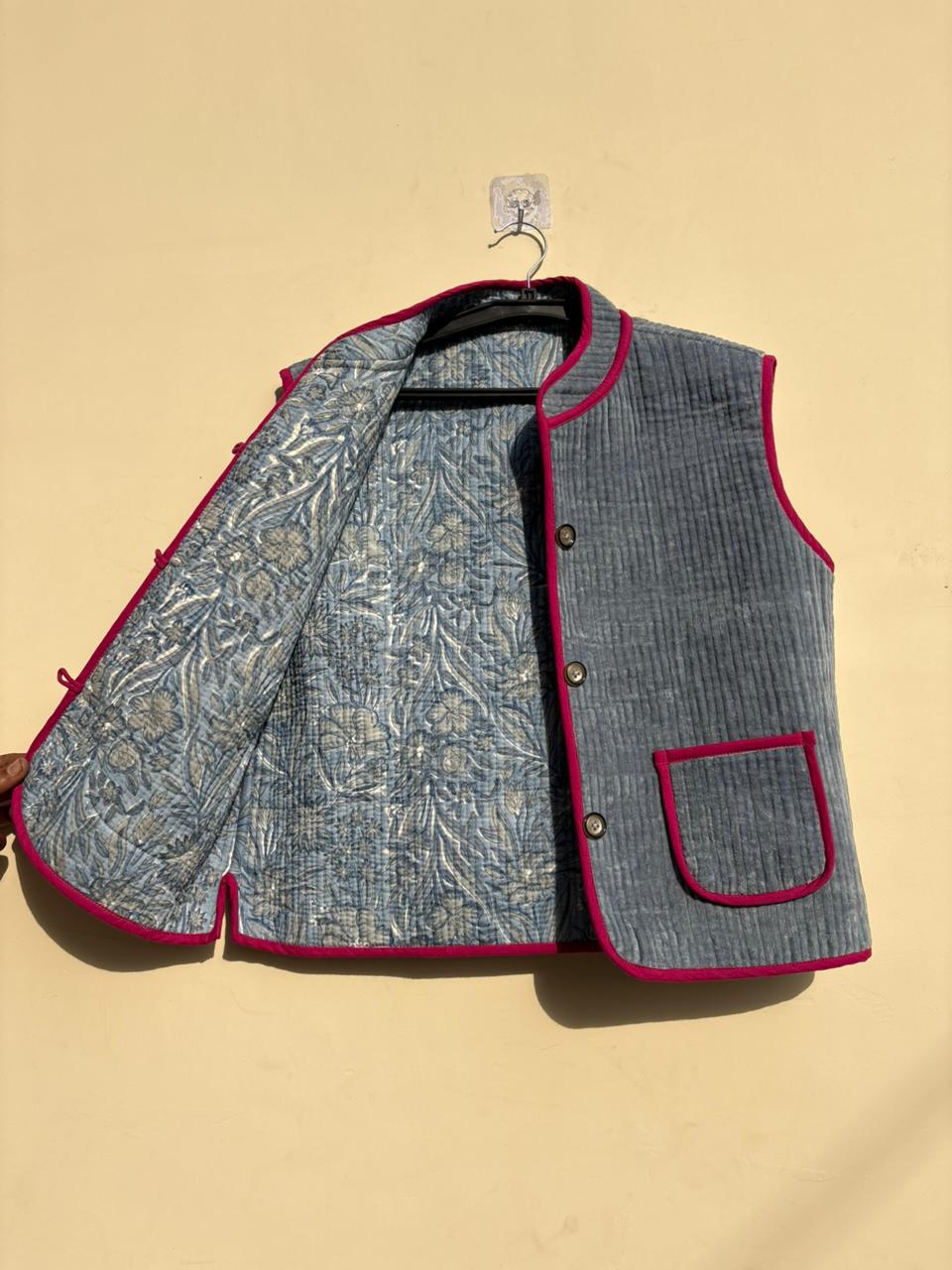 Handmade Suzani Velvet Vest Women Men | Turkish Embroidered Winter Waistcoat | Boho Cropped Vest Top |Unisex Sleeveless Jacket |Gift for Her