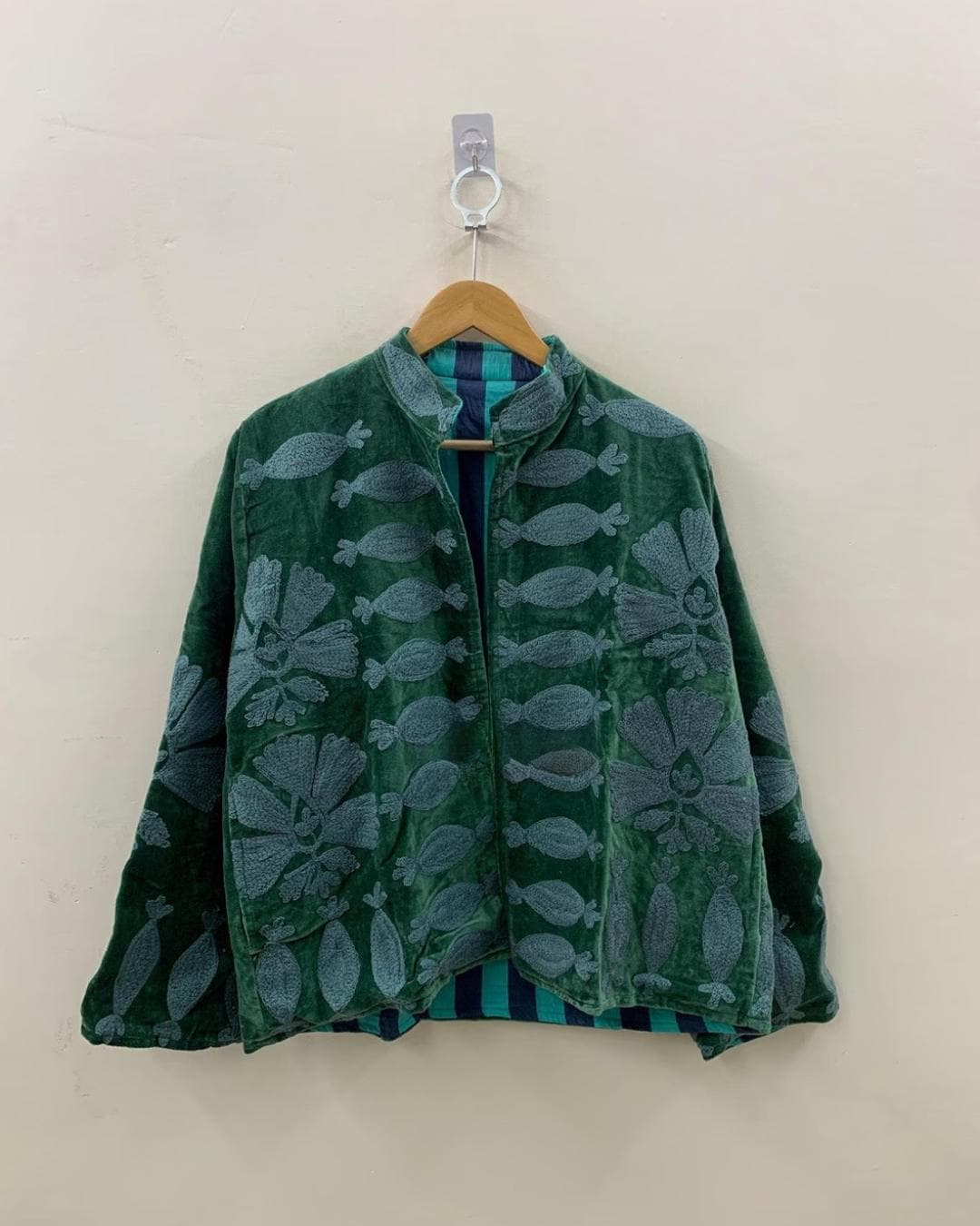 Vintage Velvet Suzani Winter Short Jacket |Boho Floral Jacket | Bomber Suzani Jacket | Winter Warmed Coat | Gift For Her | Duster Boho Coat