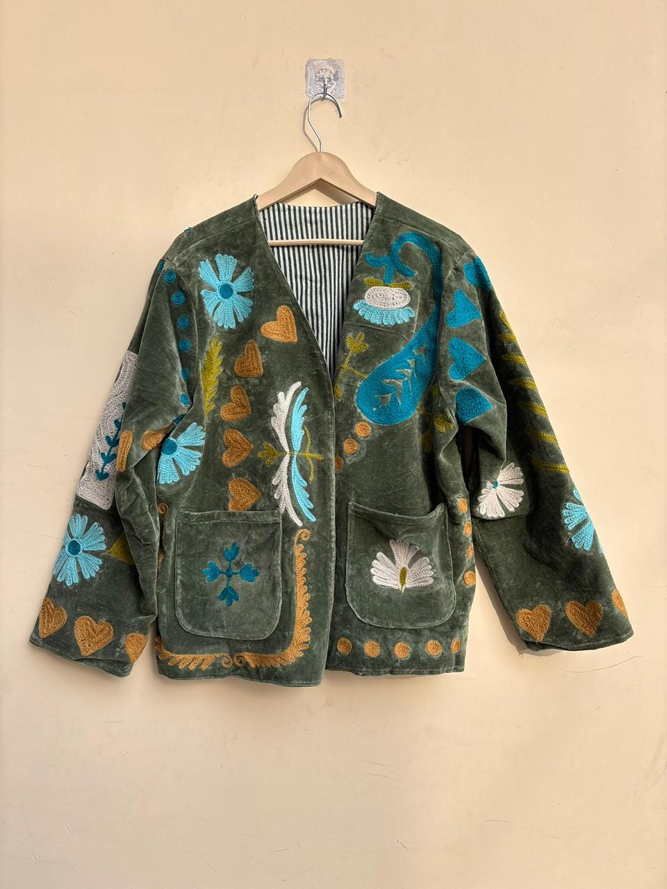 Suzani Velvet Jacket | Embroidered Coat | Traditional Coat | Cropped Jacket | Warm Winter Outerwear | Gift for Her | Bohemian Outerwear