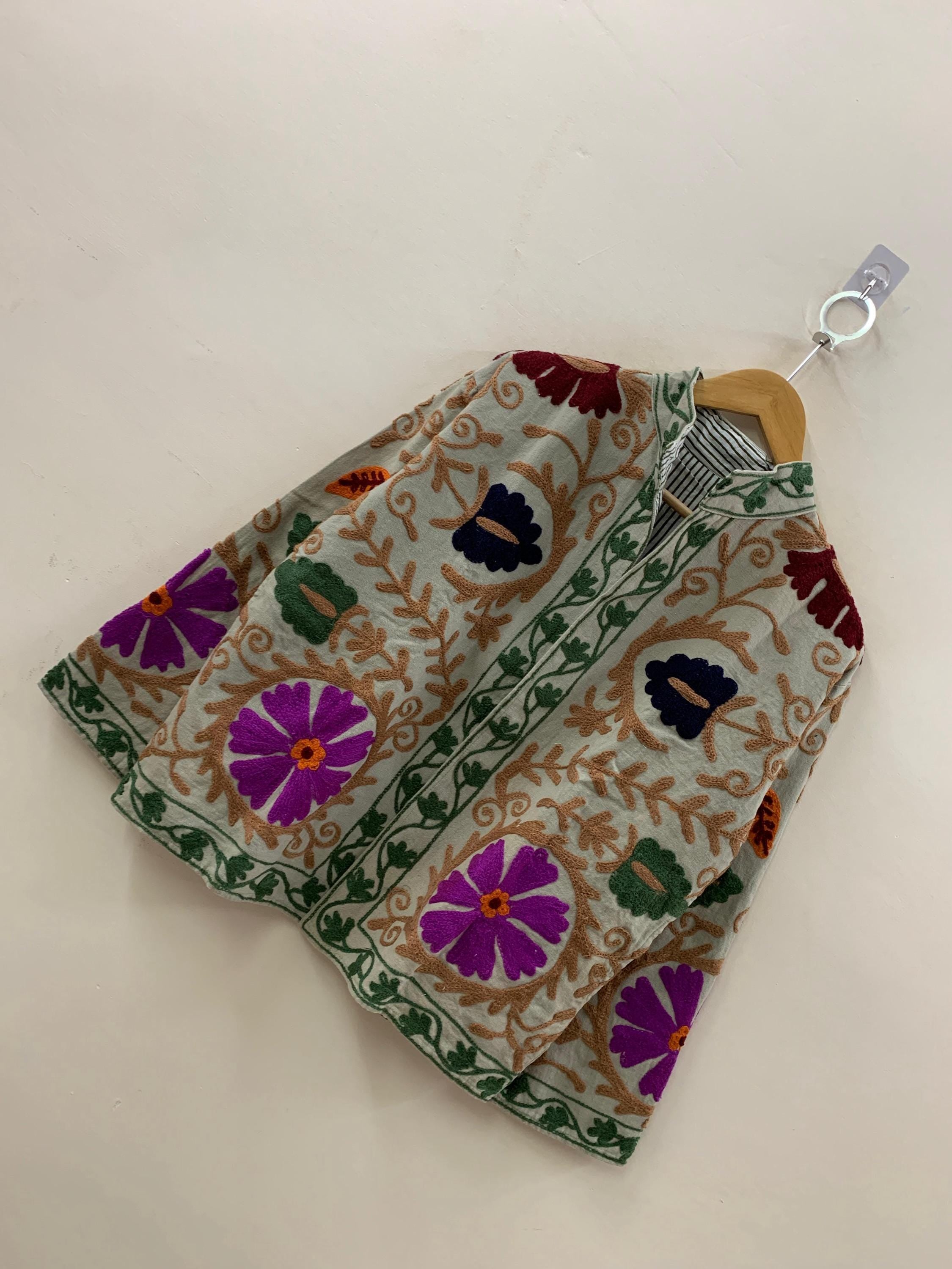Cotton Suzani Short Floral Jacket – Embroidered Vintage Coat – Tribal Festival Kimono Jacket |Gift For Her | Duster Jacket |Bomber Chic Coat