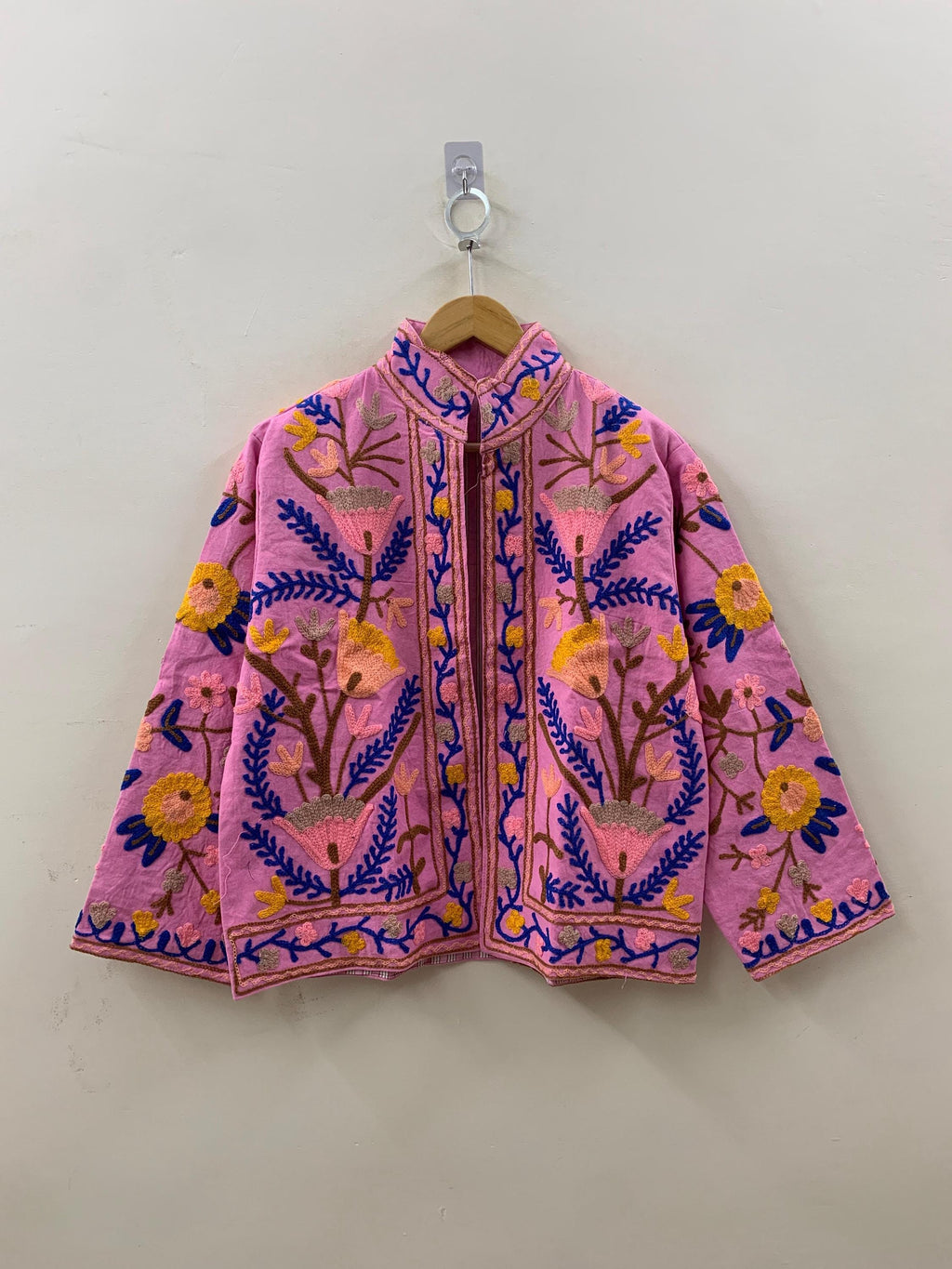 Velvet Suzani Embroidery Jacket Batton Coat, Winter Suzani Jacket, Velvet Kimono Coat, Suzani Coat, Outerwear, Travel Jacket, Gift For Her