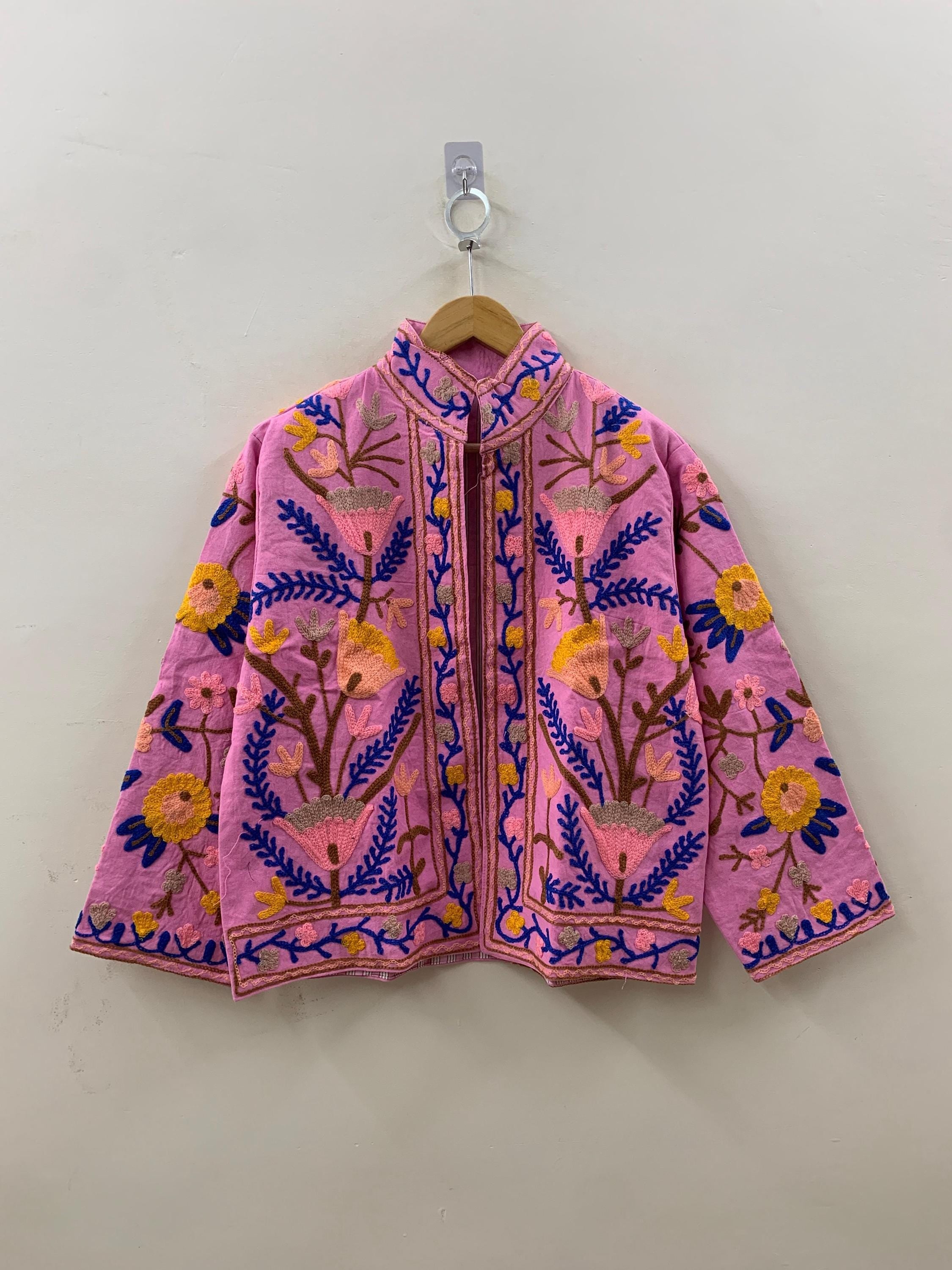 Velvet Suzani Embroidery Jacket Batton Coat, Winter Suzani Jacket, Velvet Kimono Coat, Suzani Coat, Outerwear, Travel Jacket, Gift For Her