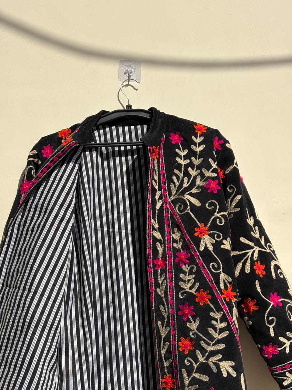 Black Suzani Velvet Kimono |Unisex Bohemian Overcoat | Traditional Kimono Jacket |Hand Embroidered Kimono | Winter Warm Kimono Overcoat