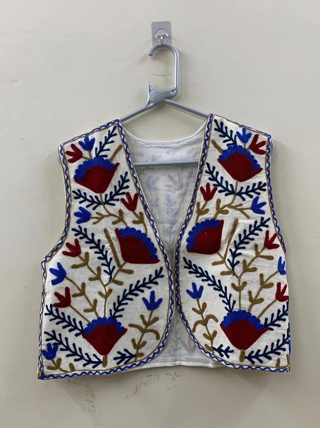 Hand-Embroidered Suzani Cotton Vest Top | Boho Floral Waistcoat | Cotton Lined Ethnic Sleeveless Jacket | Handmade Bohemian Vest
