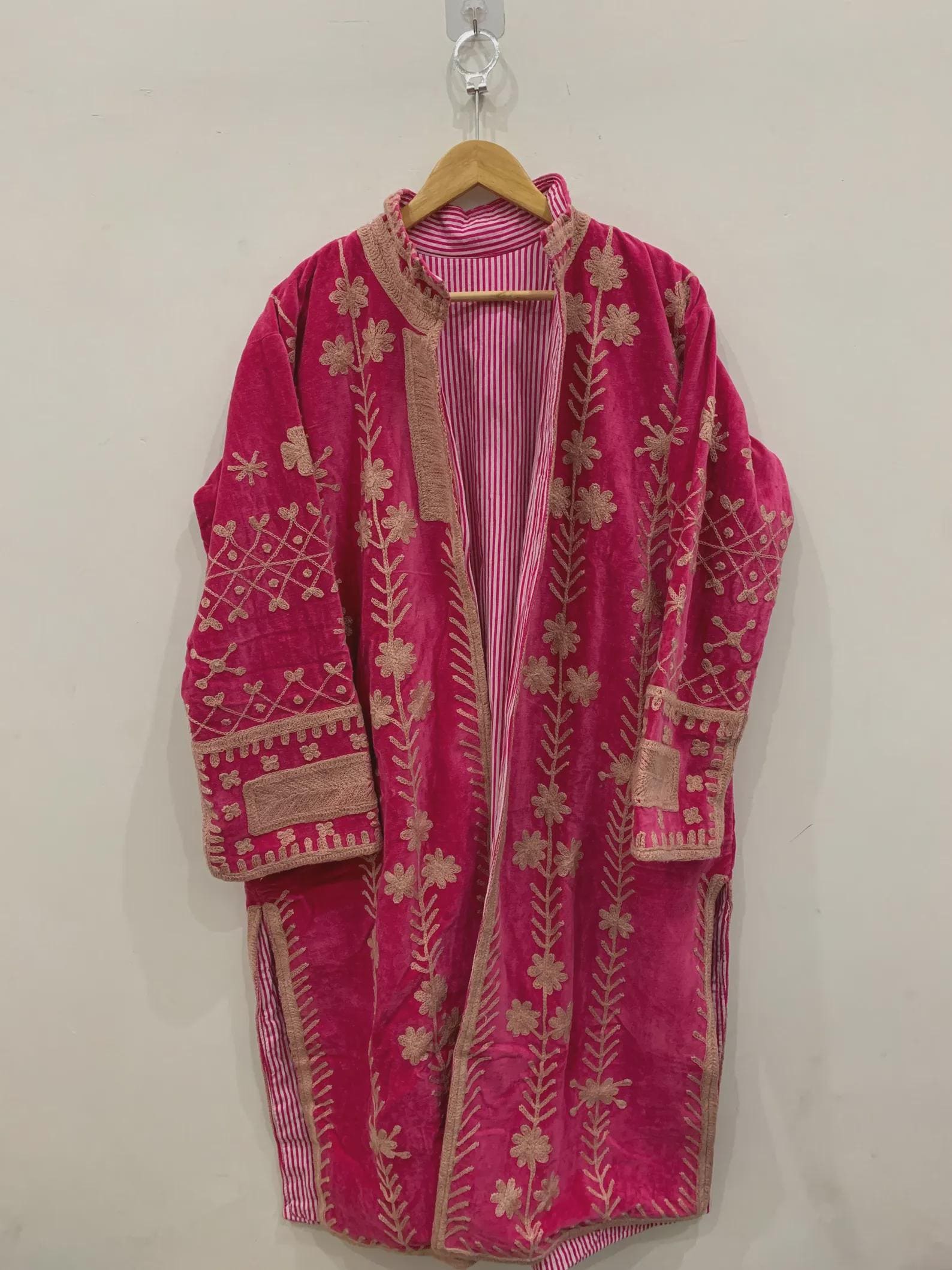 Handmade Bohemian Long Suzani Kimono Robe | Vintage Embroidered Duster Jacket | Uzbek Coat | Boho Festival Outfit | One Size | Duster Robe