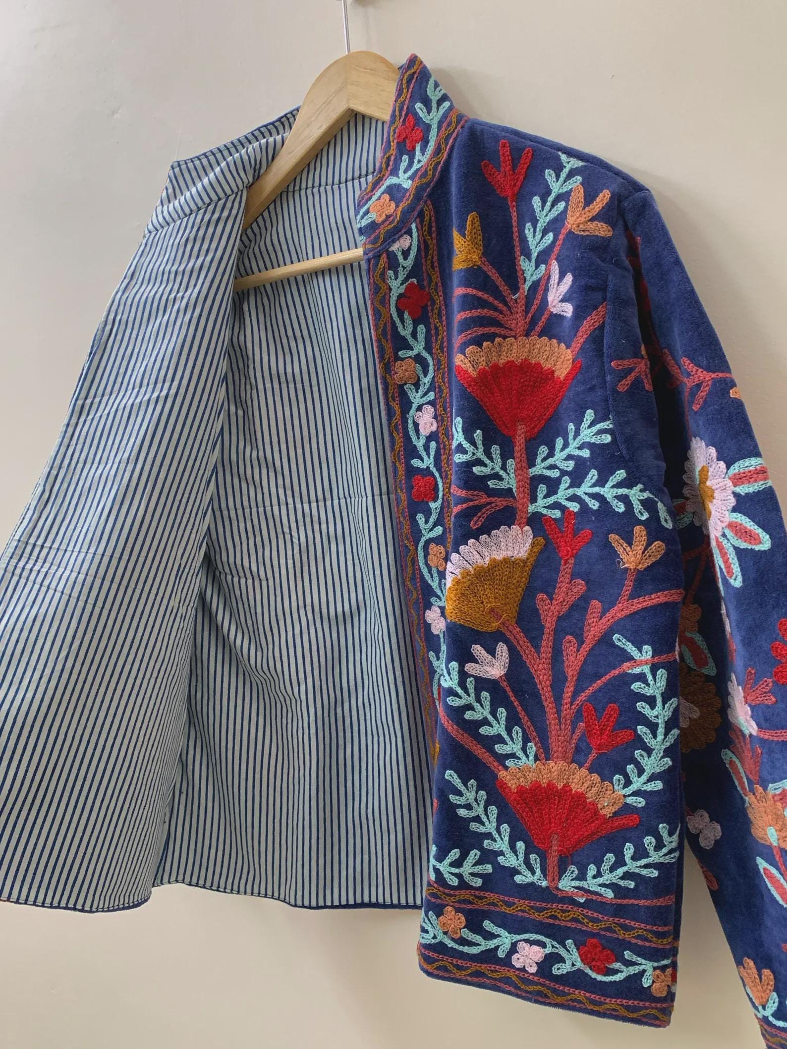 Blue Embroidery Suzani Velvet Short Jacket, Indian Handmade Floral Coat, Unisex Bridesmaid Gift, Winter Jacket, Women's Coat, Suzani Jacket