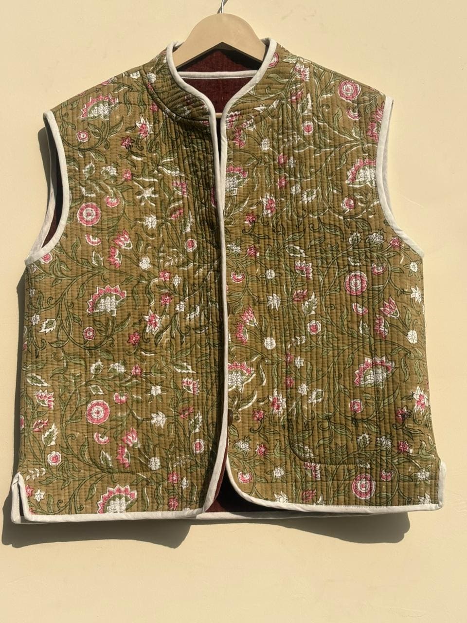 Embroidered Suzani Vest Velvet | Turkish Boho Waistcoat Unisex | Cropped Vest Top Winter | Sleeveless Jacket Handmade Artisan | Gift for Her