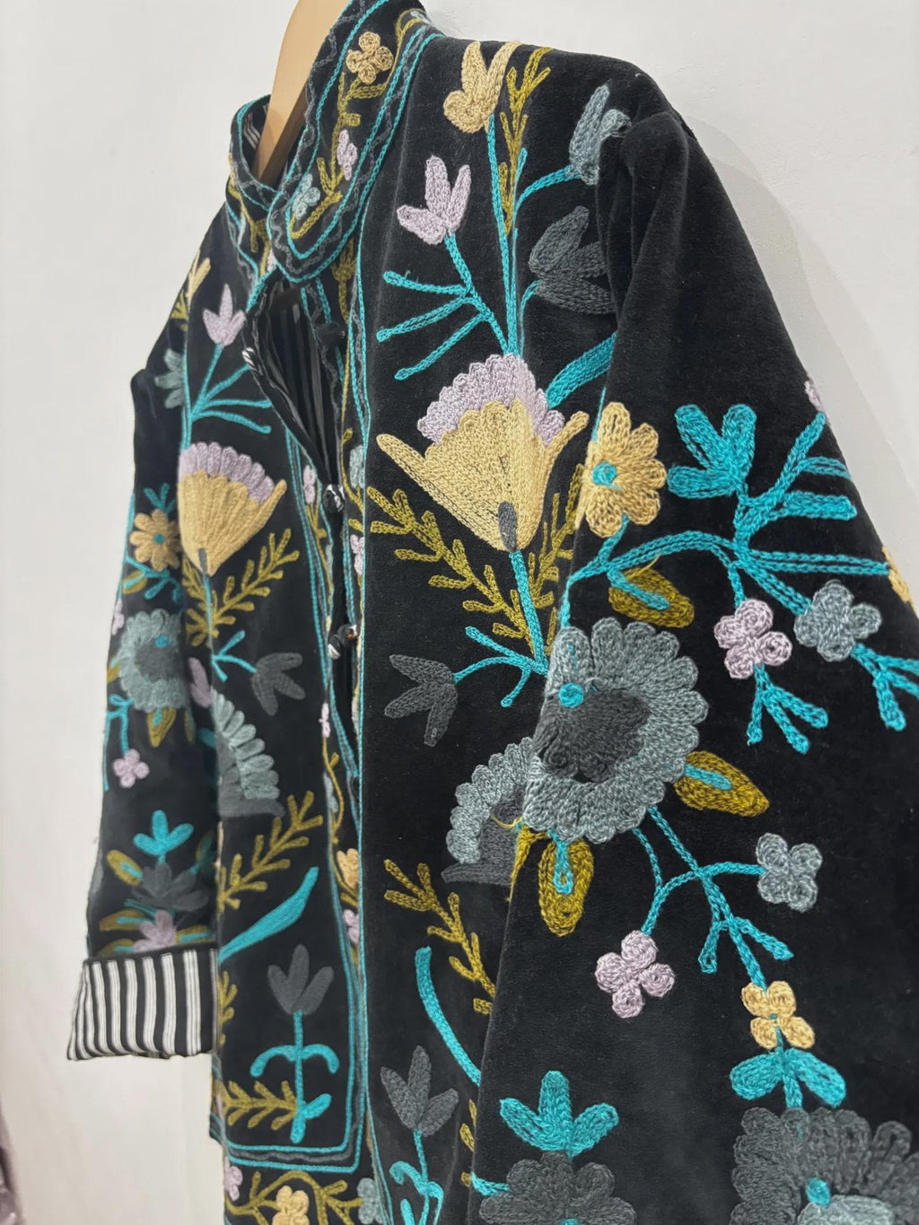 Suzani Velvet Jacket | Embroidered Short Coat | Vintage Ethnic Jacket | Winter Outerwear | Gift for Her | Winter Kimono Jacket | Winter Coat