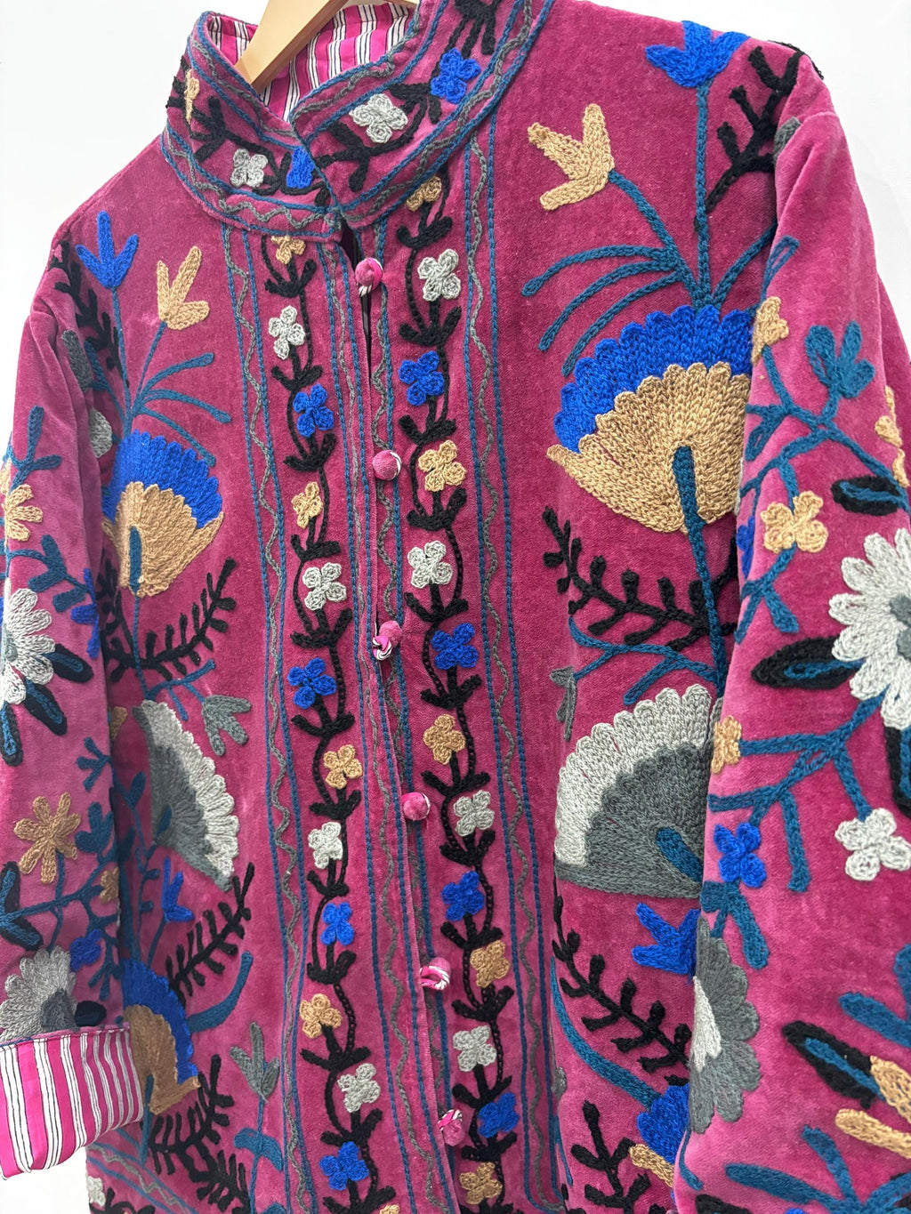 Velvet Suzani Embroidery Jacket Batton Coat, Winter Suzani Jacket, Velvet Kimono Coat, Suzani Coat, Outerwear, Travel Jacket, Gift For Her