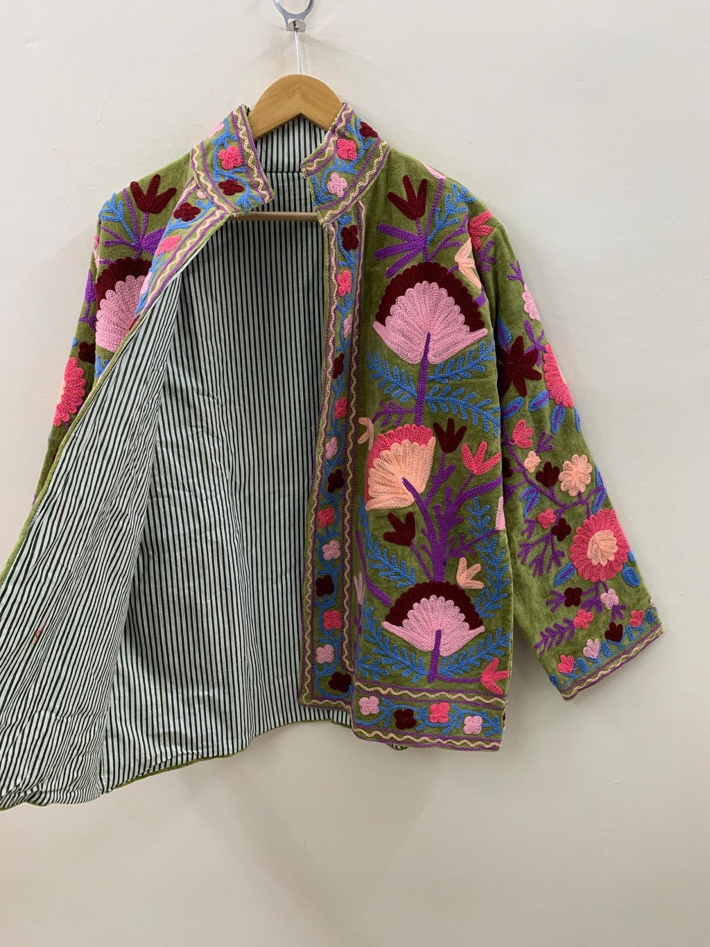 Handmade Embroidery Velvet Suzani Jacket | Women's Floral Clothing | Gift For Her | Bomber Winter Jacket | Street Kimono Jacket |Spring Coat