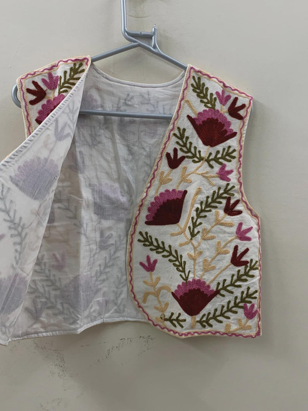 Suzani Boho Vest | Hand-Embroidered Sleeveless Ethnic Jacket | Vintage Festival Clothing | Gift for Her | Handmade Bohemian Layer Vest