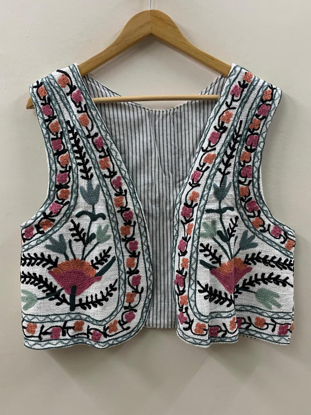 Floral Suzani Cotton Vest Top | Handmade Boho Waistcoat | Ethnic Sleeveless Jacket | Cotton Lined Festival Boho Layer Vest