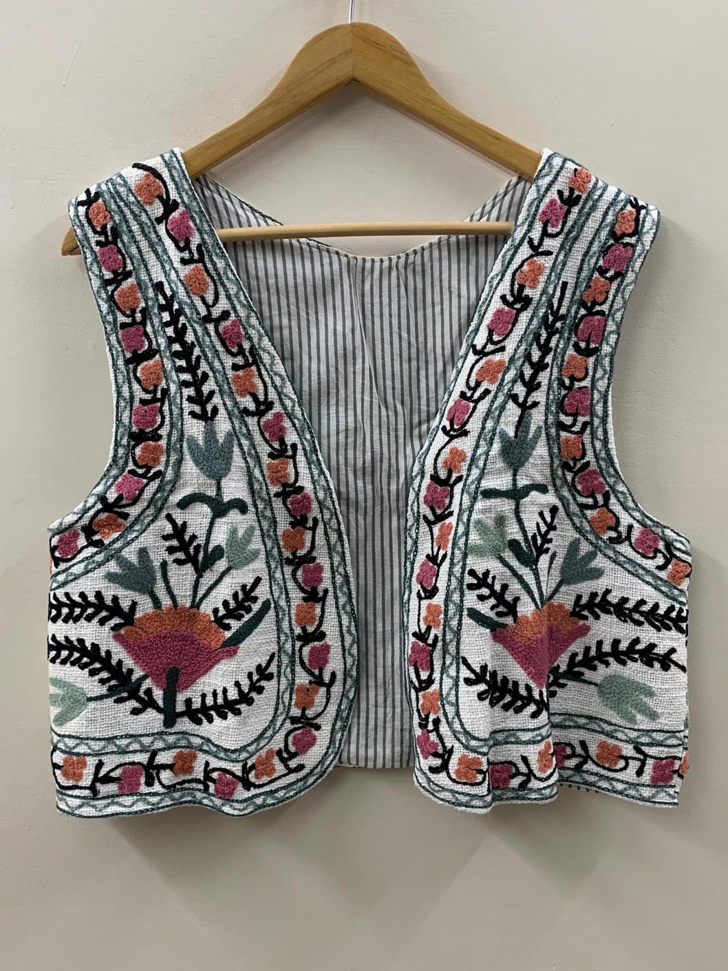 Floral Suzani Cotton Vest Top | Handmade Boho Waistcoat | Ethnic Sleeveless Jacket | Cotton Lined Festival Boho Layer Vest