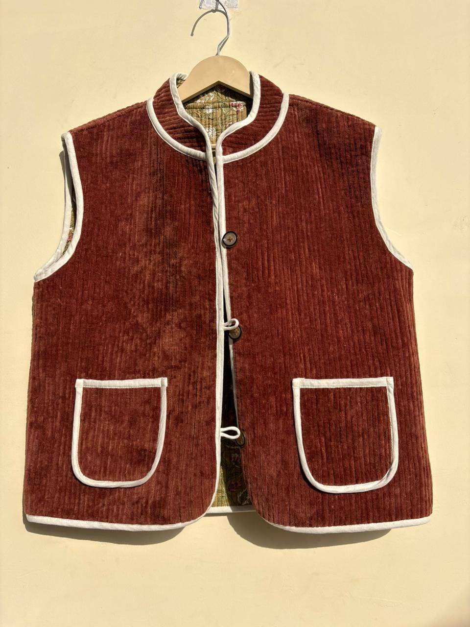 Suzani Velvet Vest | Embroidered Turkish Waistcoat | Boho Sleeveless Jacket | Cropped Winter Vest | Unisex Handmade Coat | Gift for Her