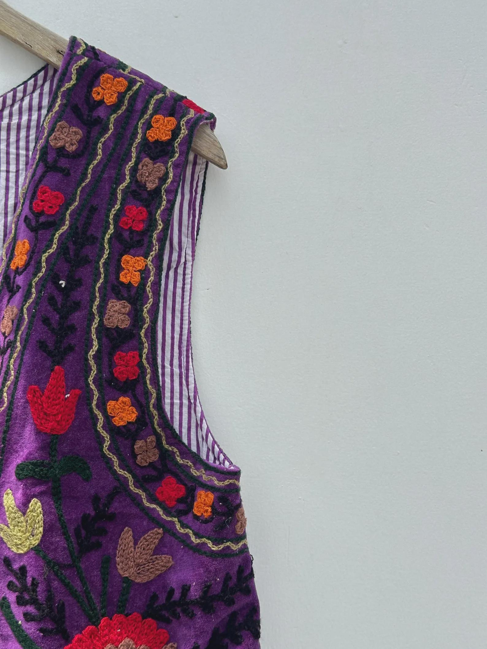 Boho Suzani Velvet Vest – Hand-Embroidered Floral Sleeveless Jacket | Vintage-Inspired Festival & Statement Layer | Purple Ethnic Waistcoat