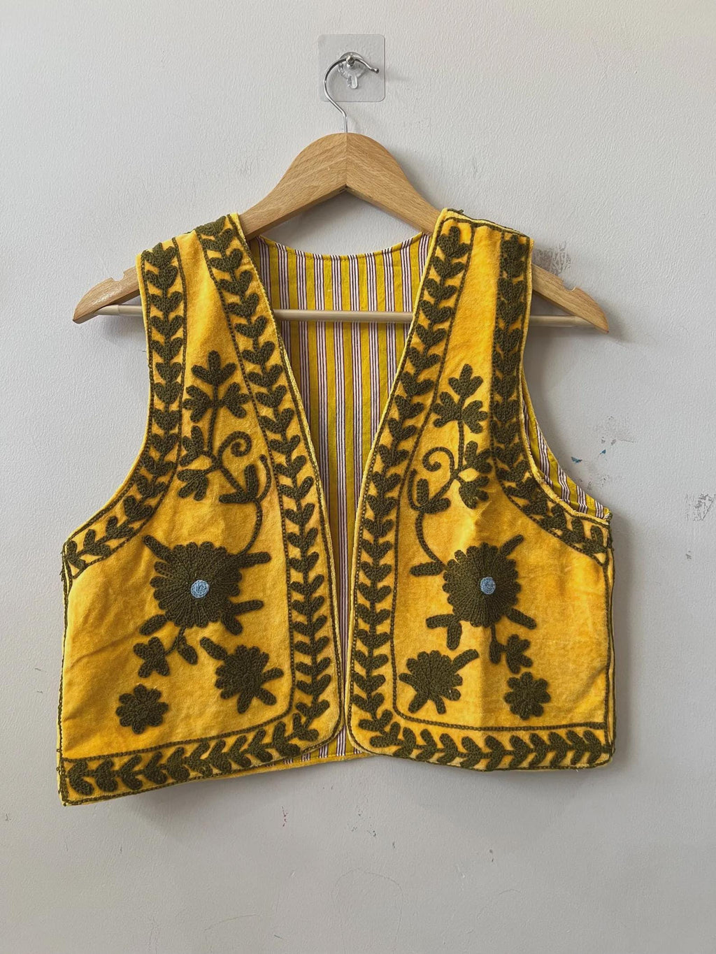 Suzani Vest | Boho Embroidered Waistcoat |Gift For Her | Sleeveless Ethnic Jacket | Vintage Suzani Gilet | Festival Boho Clothing