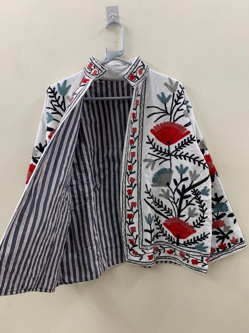 Floral Suzani Velvet Short Jacket – Boho Embroidered Coat- Winter Coat - Uzbek Travel Jacket, Festival Jacket Style Outerwear -Street Jacket