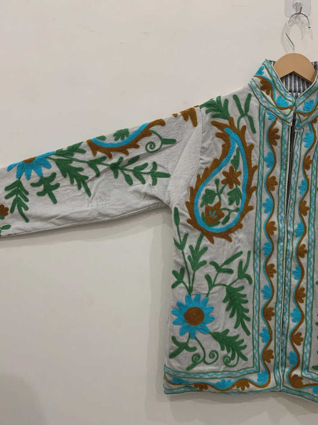 Boho Suzani Velvet Kimono Jacket | Hand Embroidered Short Coat | Vintage Ethnic Wear | Cropped Style Jacket | Winter Outfit | Gift for Her
