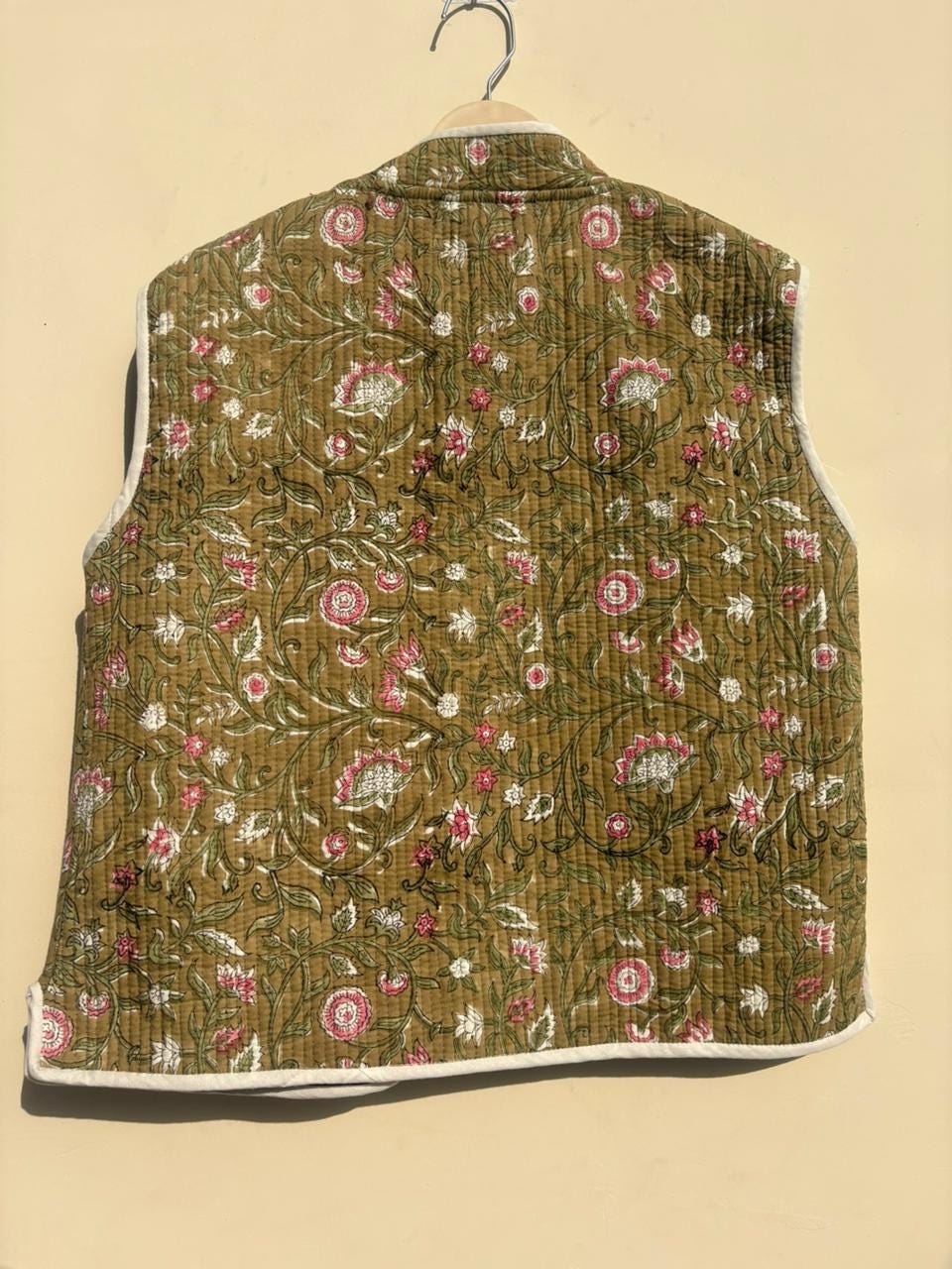 Embroidered Suzani Vest Velvet | Turkish Boho Waistcoat Unisex | Cropped Vest Top Winter | Sleeveless Jacket Handmade Artisan | Gift for Her