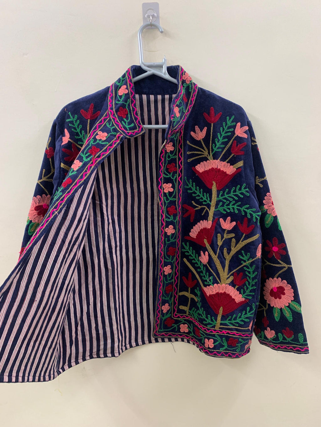 Velvet Suzani Jacket | Women’s Short Coat | Embroidered Suzani Jacket | Kimono Robe Jacket | Vintage Ethnic Outerwear | Gift for Her
