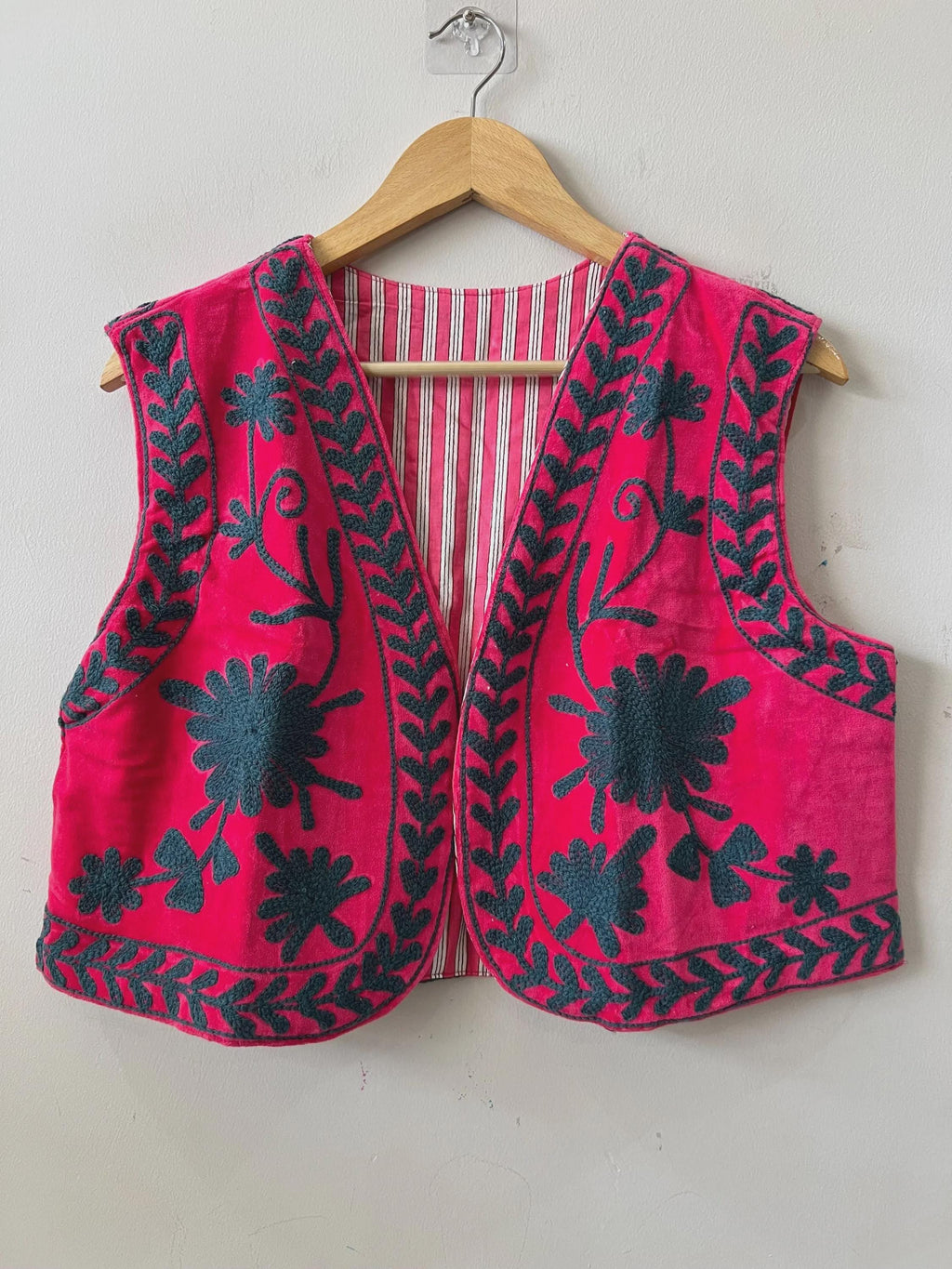 Red Suzani Vest | Boho Embroidered Waistcoat |Gift For Her | Sleeveless Ethnic Jacket | Vintage Suzani Gilet | Festival Boho Clothing