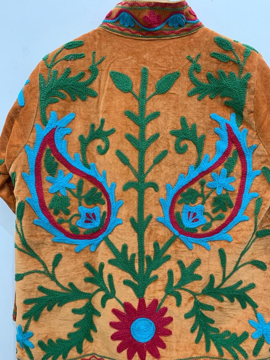Suzani Velvet Kimono Jacket Women |Traditional Embroidered Coat | Bohemian Jacket | Ethnic Festival Wear | Winter Velvet Coat | Gift for Her
