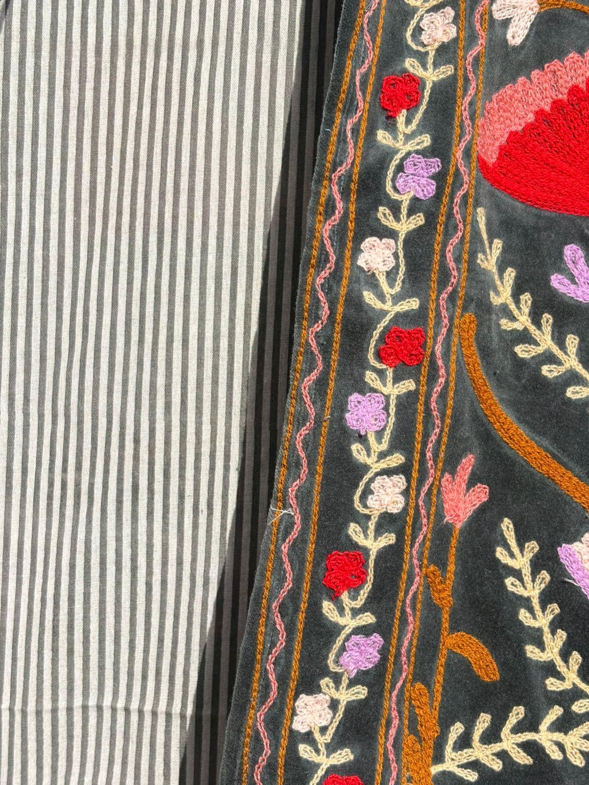 Black Suzani Velvet Kimono |Unisex Bohemian Overcoat | Traditional Kimono Jacket |Hand Embroidered Kimono | Winter Warm Kimono Overcoat