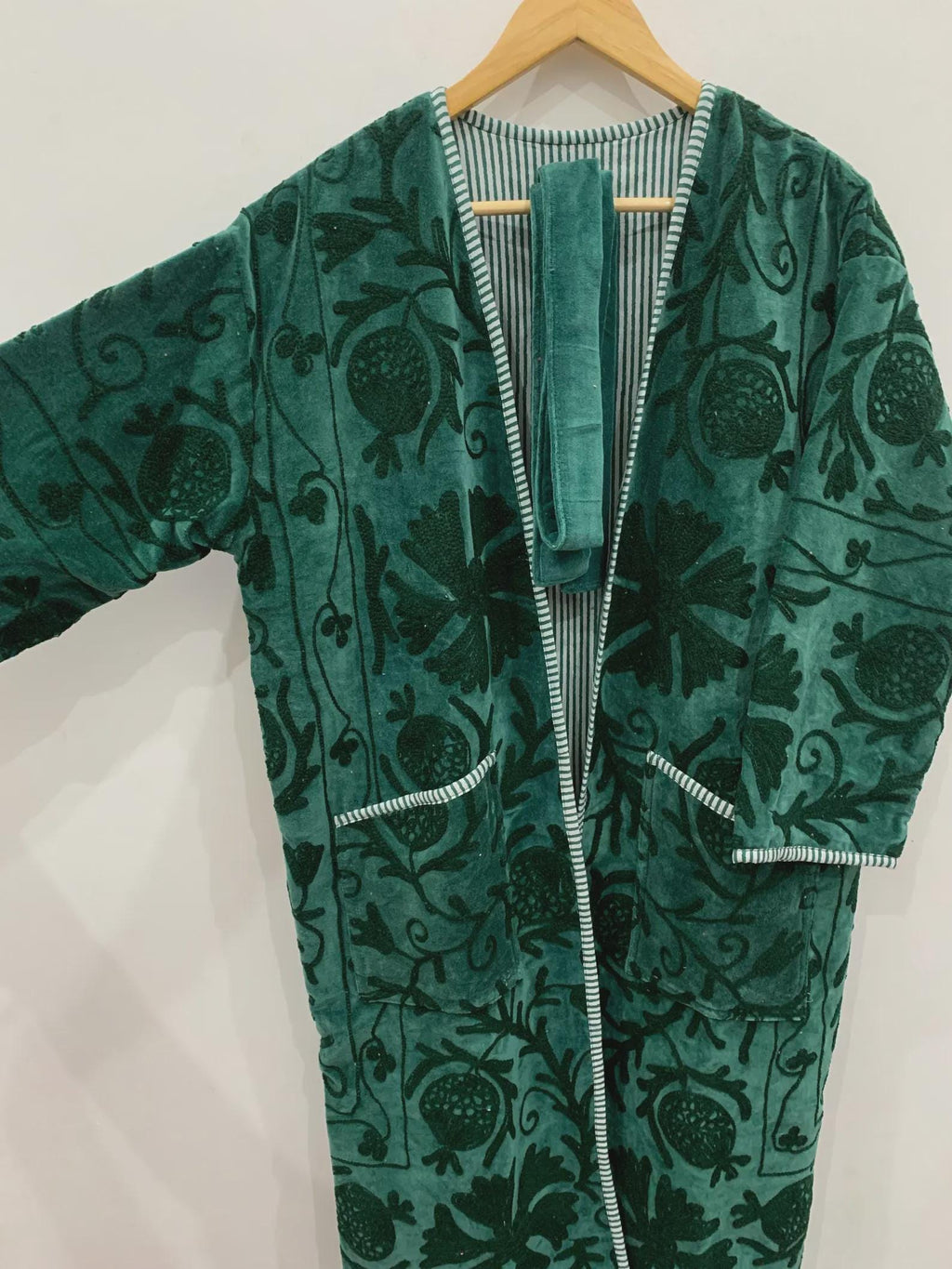 Bohemian Long Suzani Kimono Robe | Vintage Embroidered Duster Jacket | Handmade Uzbek Coat | Boho Festival Outfit | One Size | Duster Robe