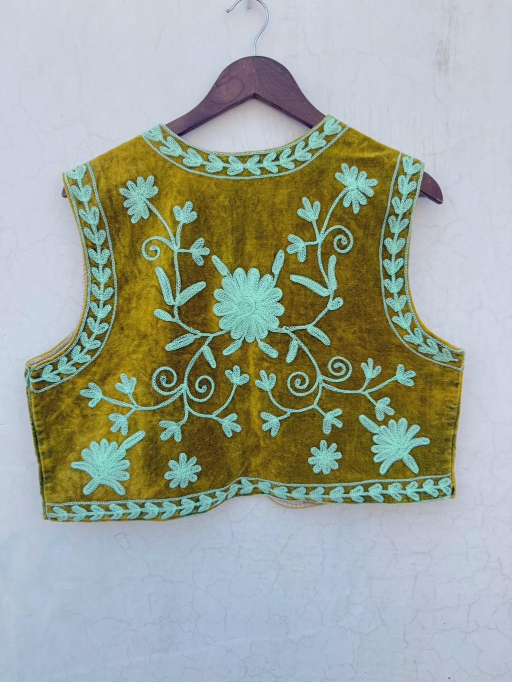 Handmade Suzani Embroidered Velvet Vest | Boho Floral Waistcoat Jacket | Vintage Ethnic Suzani Velvet |Festival Bohemian Vest | Gift for Her