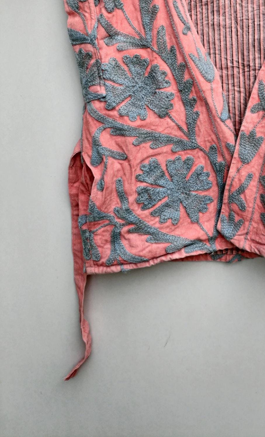 Turkish Suzani Embroidered Velvet Vest | Handmade Unisex Boho Festival Waistcoat | Ethnic Sleeveless Bohemian Jacket Vest