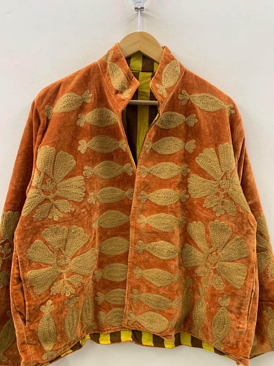 Handmade Velvet Vintage Suzani Winter Short Jacket | Boho Jacket | Bomber Suzani Jacket | Winter Warmed Coat | Gift For Her | Duster Coat