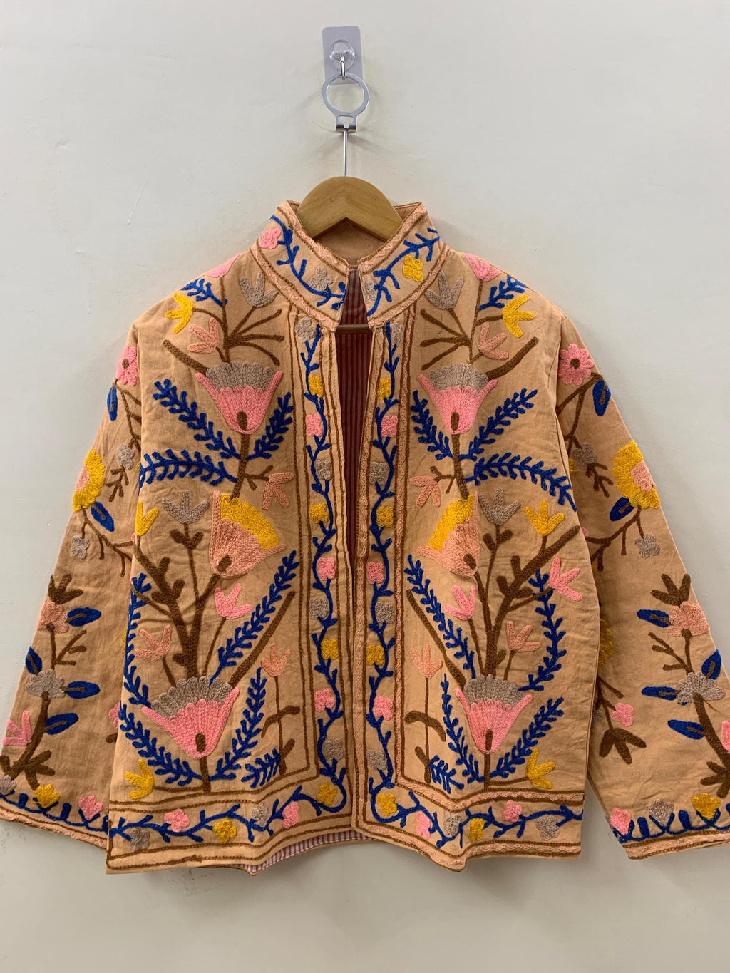 Velvet Suzani Embroidery Jacket Batton Coat, Winter Suzani Jacket, Velvet Kimono Coat, Suzani Coat, Outerwear, Travel Jacket, Gift For Her